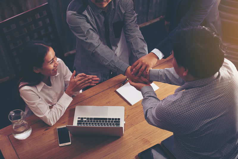 Salesforce Donor Management brings your entire team together Salesforce Donor Management brings your entire team together